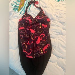 NWOT InGear Halter Bathing Suit